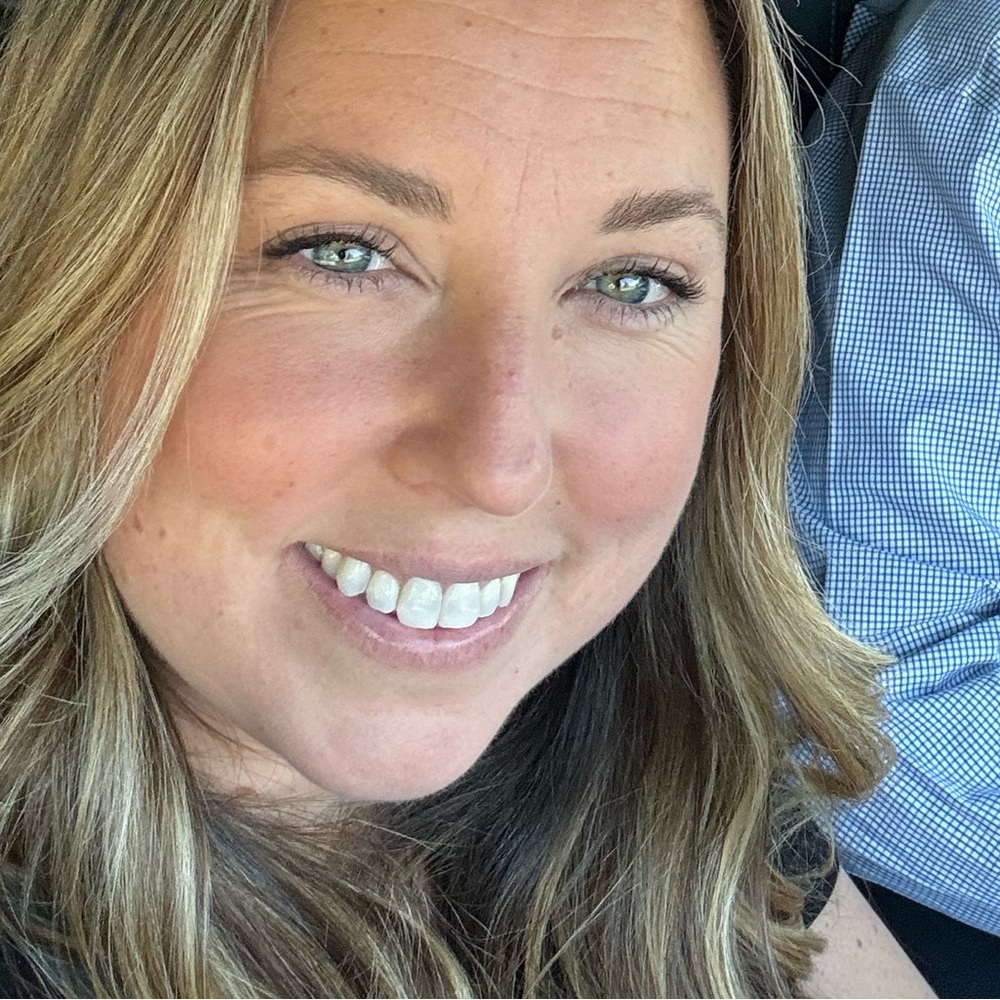 Meet your Posher, Stephanie